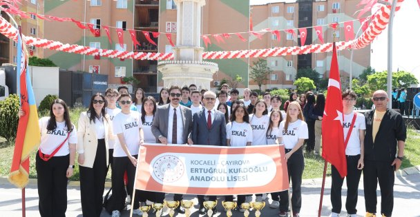 Çayırova'da 19 Mayıs coşkusu