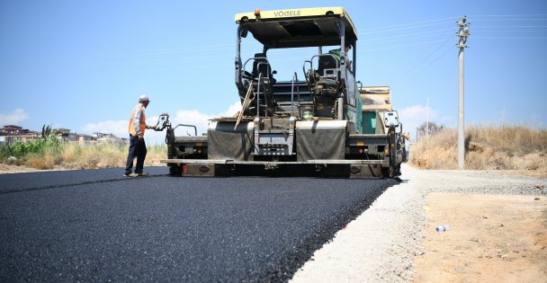 Çayırova'da 6 Mahalleye 15 Bin Ton Asfalt