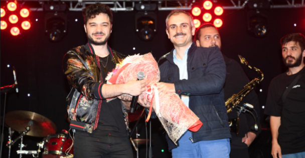 Çayırova'da Doğu Anadolu Rüzgarı Esti