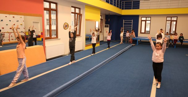 Çayırova'da Spor Dolu Yaz