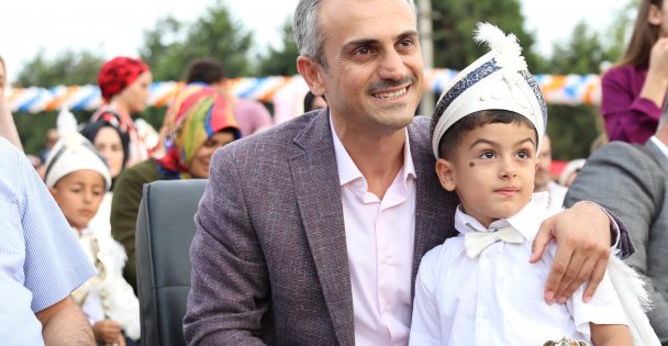 Çayırova'da Sünnet Şöleni Kayıtları Devam Ediyor