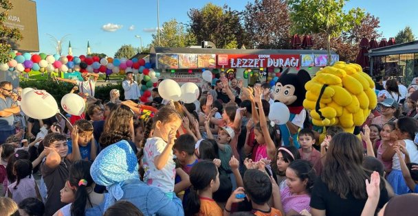 Çayırovalı çocuklar, Yaza veda, eğlenceye merhaba etkinliğinde buluştu