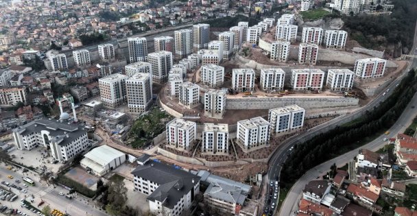 Cedit Kentsel Dönüşüm Projesi'nde çevre düzenlemesi devam ediyor