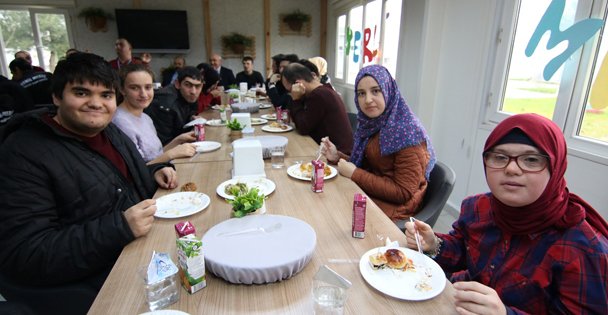 Cemil Meriç'te Yerli Malı Haftası