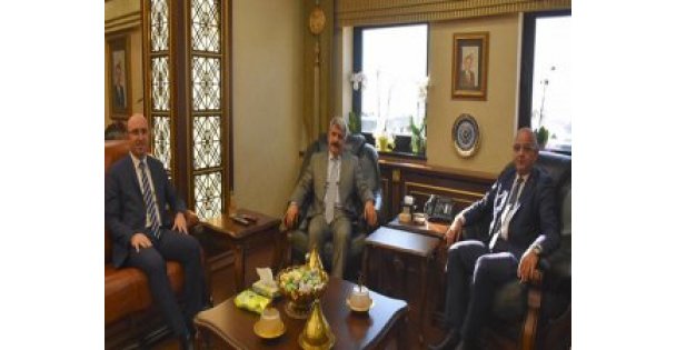 Ceyhan ve Ünlü rektörle buluştu