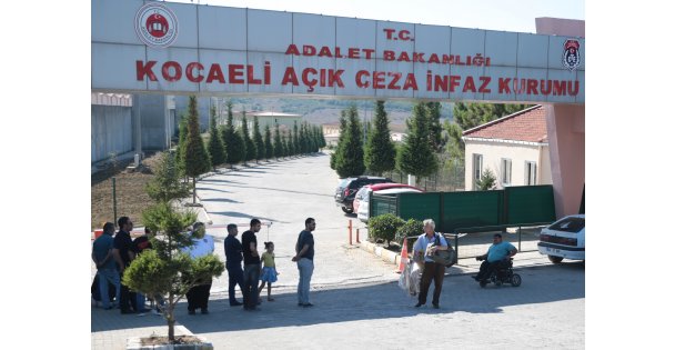 Cezaevlerinden tahliyeler