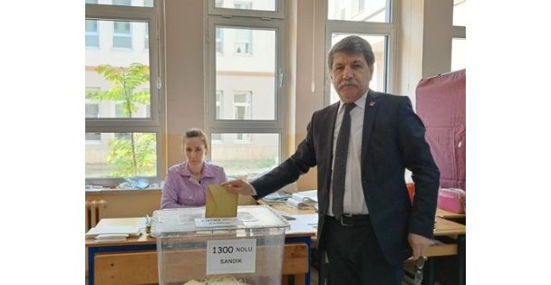 CHP Kocaeli Milletvekili Adayı Muhip Kanko Oyunu Kullandı