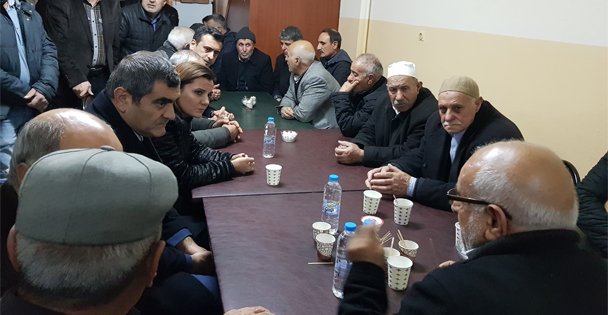 CHP'li vekillerden işçilerin ailelerine ziyaret