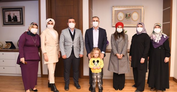 Çiftçi, sıfır atıklı yemek yapanları ödüllendirdi