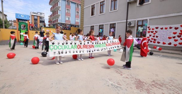 Çocuk kulüplerinde ‘Anneler Günü etkinliği