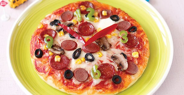 Çocuklar İçin Saat Pizza Tarifi