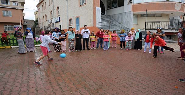 Çocuklar Sokak Oyunlarını Sevdi
