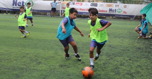 Çok akademik hareketler bunlar