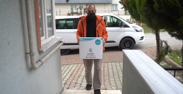 Covid'li Hastalara Yardımlar Devam Ediyor