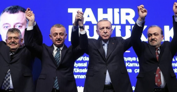 Cumhurbaşkanı Erdoğan, Ak Parti'nin Kocaeli Büyükşehir Belediye Başkan Adayının Mevcut Başkan Tahir Büyükakın Olduğunu Açıkladı.