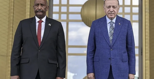 Cumhurbaşkanı Erdoğan Sudan Egemenlik Konseyi Başkanı El-Burhan İle Görüştü