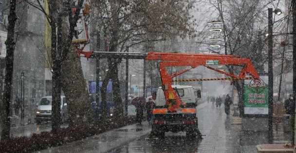 Cumhuriyet Bulvarına Son Dokunuşlar