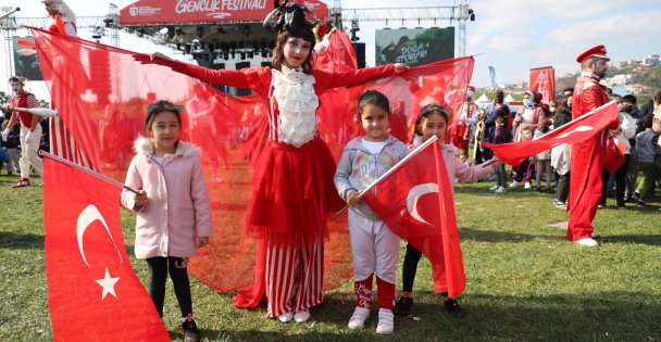 Cumhuriyet Kutlamalarında Funda Arar'la Görkemli Final