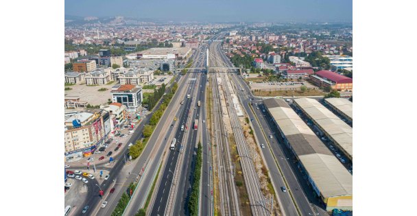 D-100 karayolu şehirlerarası yolcu taşımacılığına kapatıldı