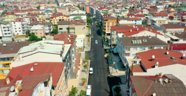 Darıca Aşıroğlu Caddesi'nde Son Kat Asfalt Serildi