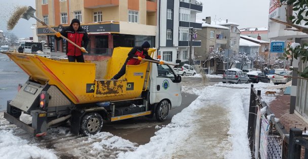 Darıca Belediyesi Karla Mücadelede Vatandaşın Yanında