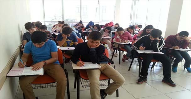 Darıca Bilgi Evleri Zoru Başardı