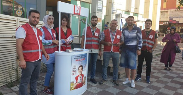 Darıca Kızılay'dan vekâlet standı