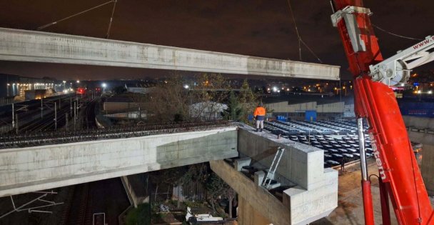 Darıca Osmangazi'de Kiriş Montajları Başladı