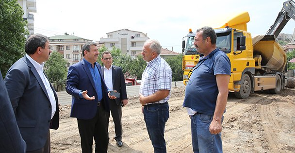 Darıca'da Kapalı Otopark ve Pazar Yeri Çalışmaları Başladı