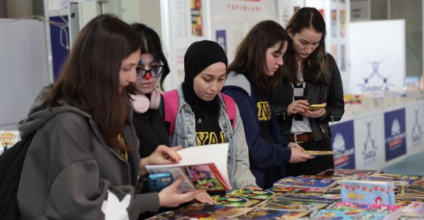 Darıcada kitap yolculuğu başladı