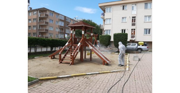Darıca'da parklar çocuklar için hazırlanıyor