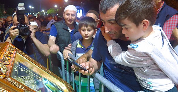 Darıca'da Sakal-ı Şerif ziyarete açıldı