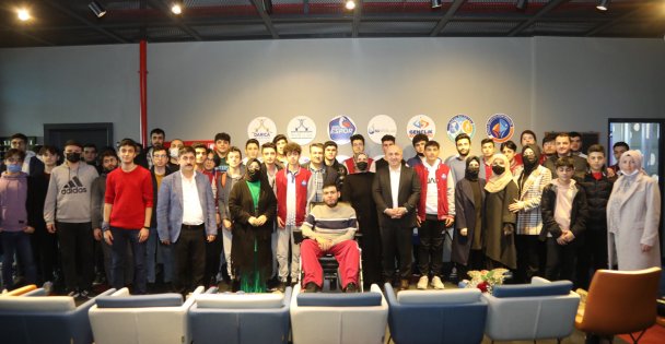 Darıcalı Gençler FİFA 2021 Turnuvasında Buluştu