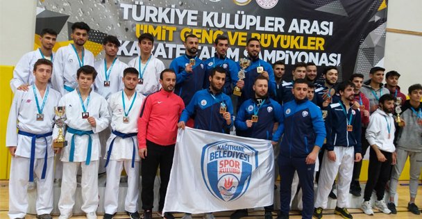 Darıcalı Karatecilerden çifte kupa