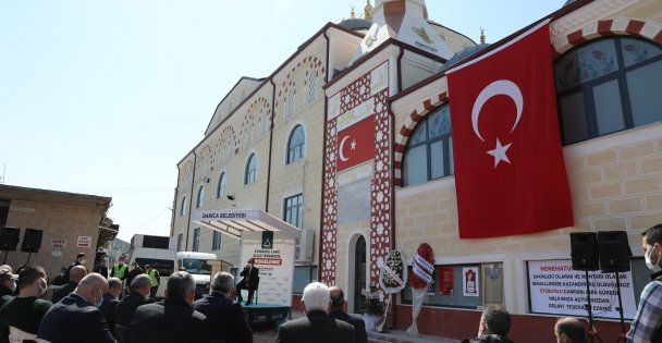Darıca'nın en büyük camisi açıldı