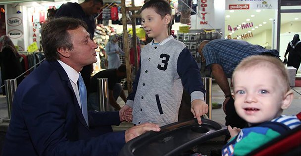 Demirci vatandaşlarla dertleşti