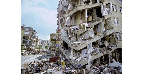 Deprem müzesi kurulmalı!