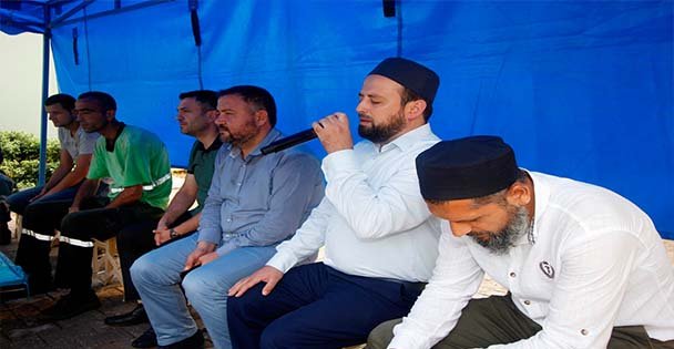 Deprem Şehitlerimiz Dualarla Anıldı