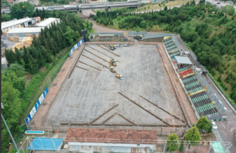 Derince Stadı Yenileniyor