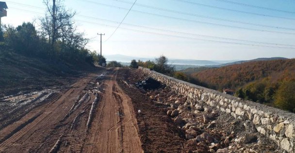Derince Tahtalı  Ve Çavuşlu Arasında Üst Yapı Yenilemesi