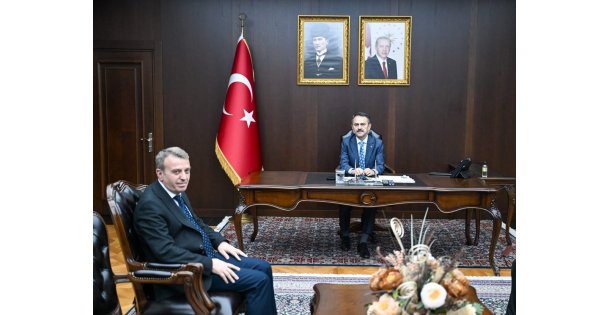 Devlet Malzeme Ofisi İstanbul Bölge Müdürü Akyürekten, Gebze Makamda Vali Aktaşa Ziyaret