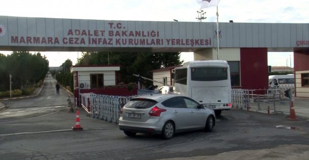 Dilan Polat Silivri Marmara Cezaevi'ne getirildi