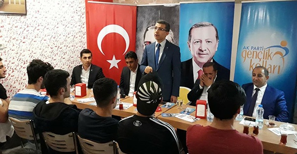 Dilovalı gençlerden Ekinci'ye destek sözü
