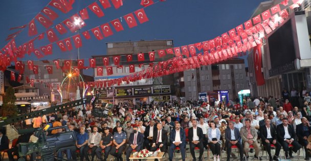 Dilovası; 15 Temmuz Demokrasi Ve Milli Birlik Günü'nde Demokrasi Nöbetindeydi