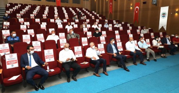 Dilovası Belediye Meclisi'nde komisyon üyeleri belli oldu