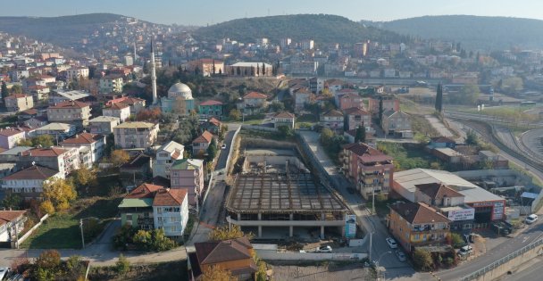 Dilovası Katlı Otoparkında Yoğun İmalat