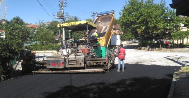 Dilovası Tepecik Köyü'nde Asfalt Serimi Yapıldı