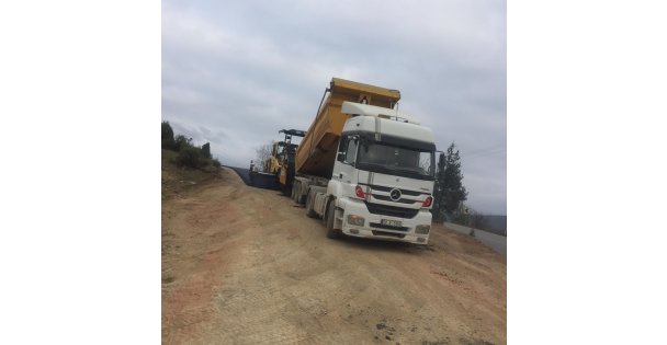 Dilovası Tepecik Köyü'nde Yol Konforu Arttırıldı