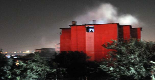 Dilovası'nda ev yangını