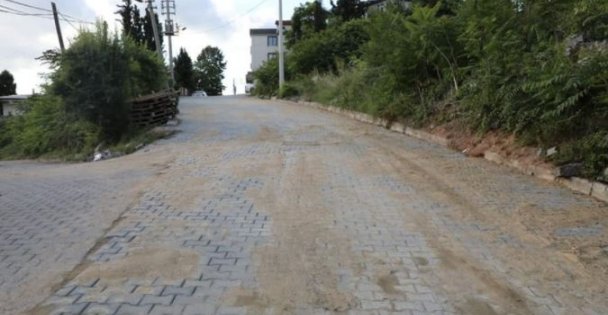 Dilovası'nda yollar bakımdan geçiyor!